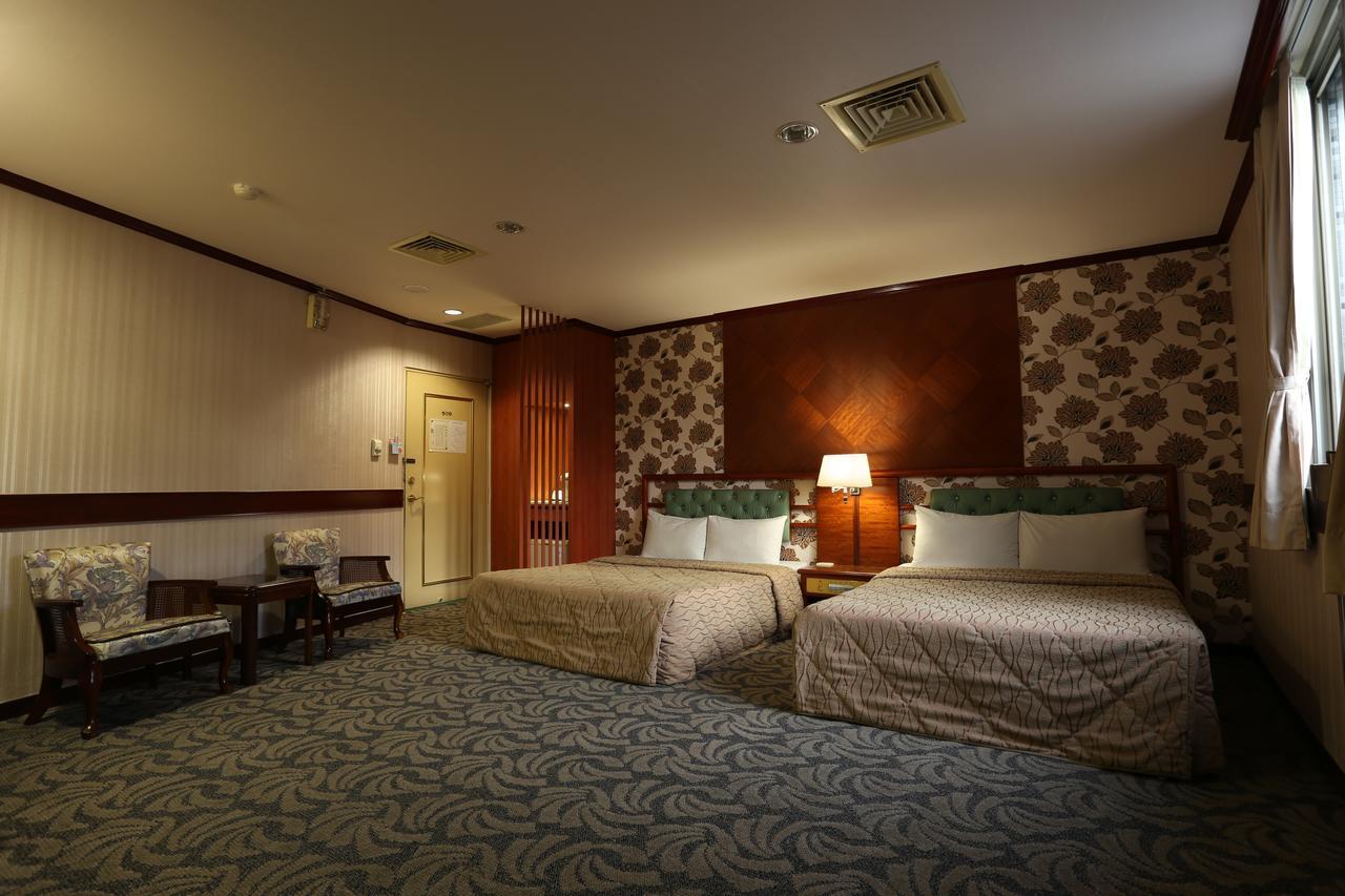 Monalisa Hotel Tainan Exterior photo